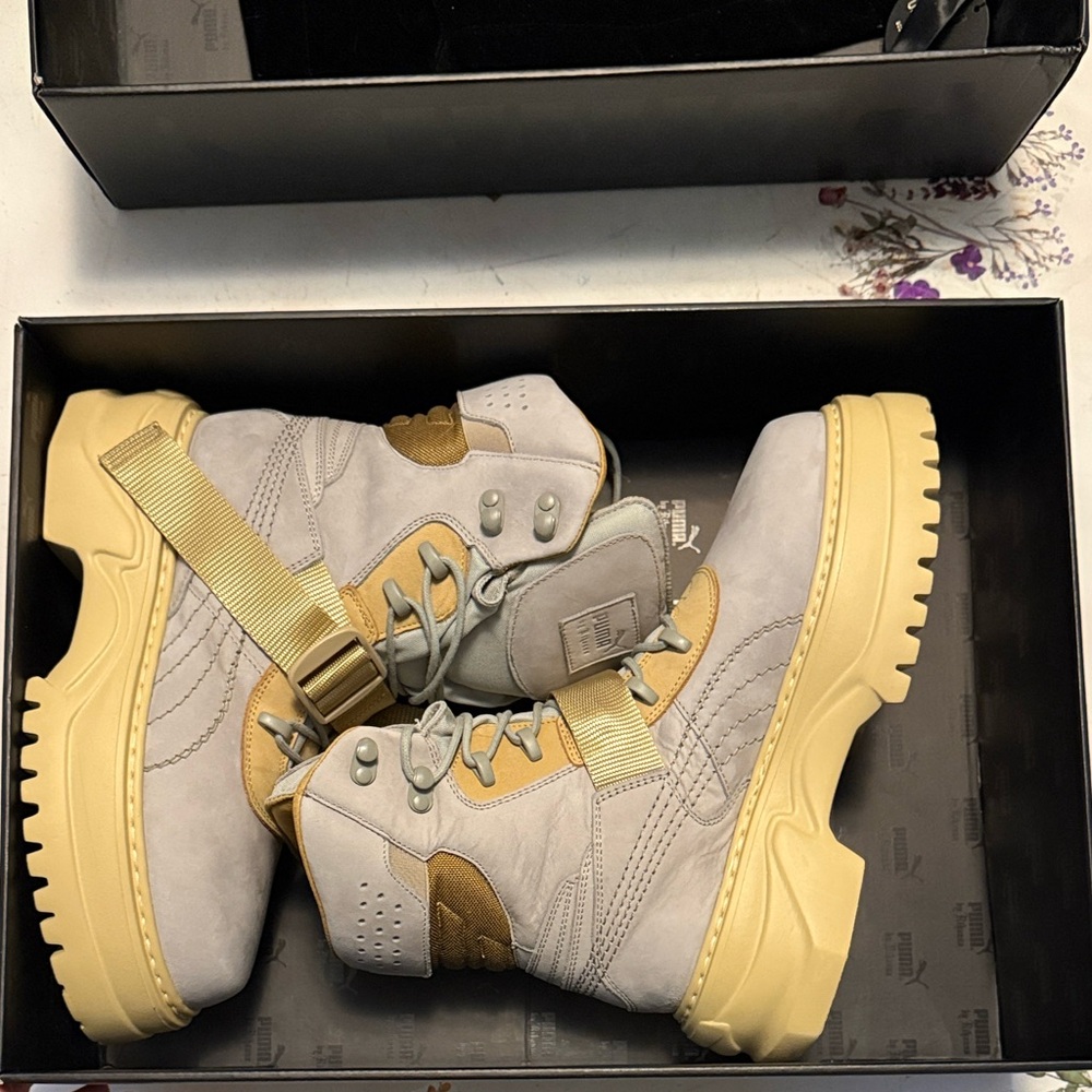 Puma x Fenty Dove Lark Nubuck Winter Multicolor Womens Boots